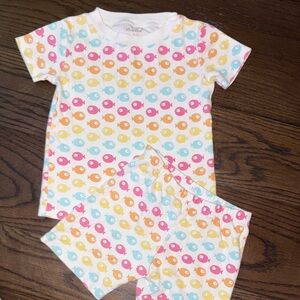 Kissy Kissy size 4 like new